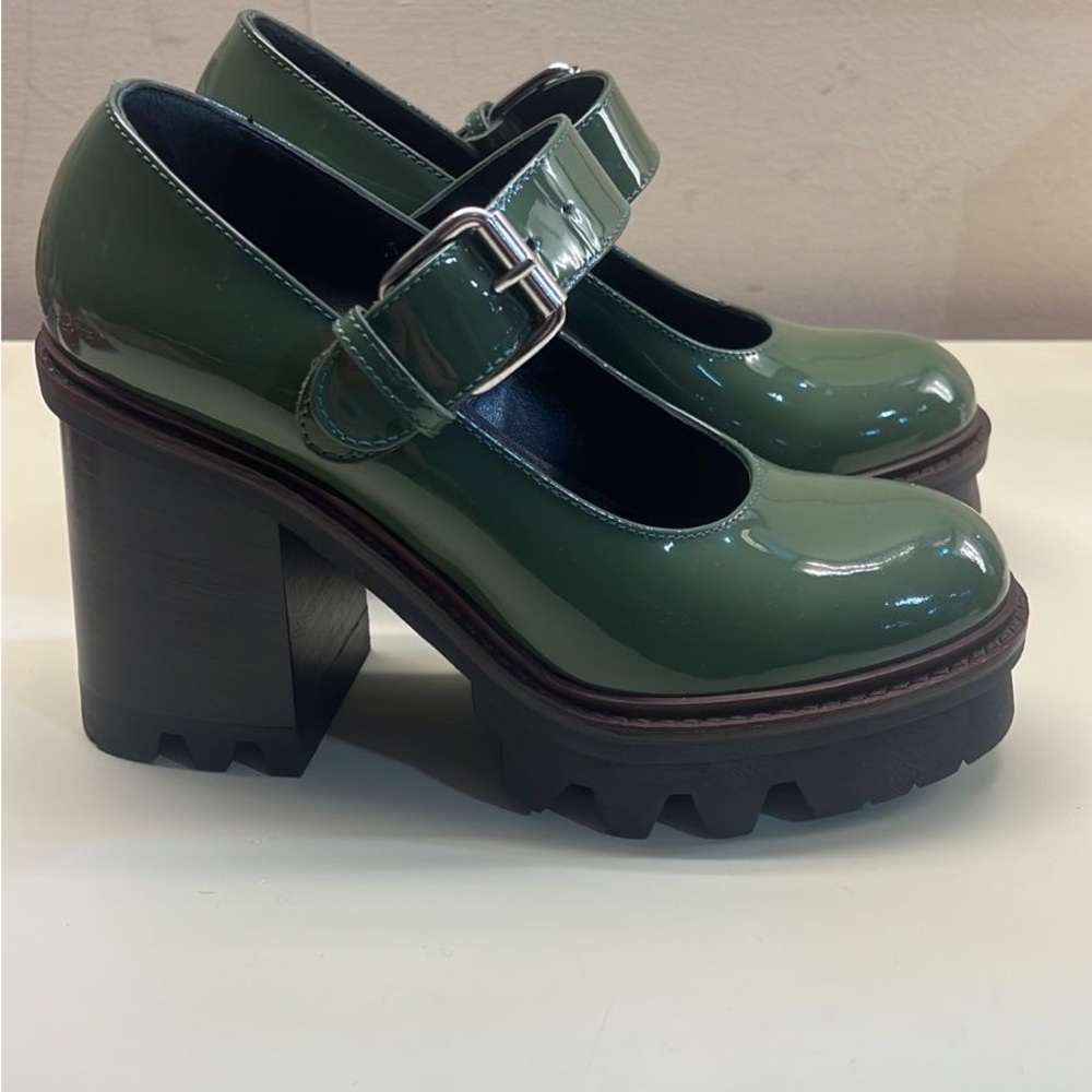 Agl Green Platform Mary Jane Shoes with Chunky Heel made in Italy